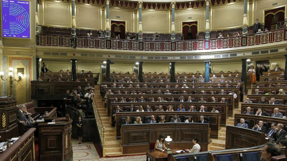 Vista del hemiciclo del Congreso en el que se aprobó con 318 votos a favor, 16 en contra y 2 abstenciones la toma en consideración de la reforma.