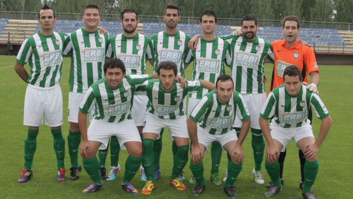 Formación del Dehesas, campeón de Copa de la 1.ª División Provincial de Aficionados.
