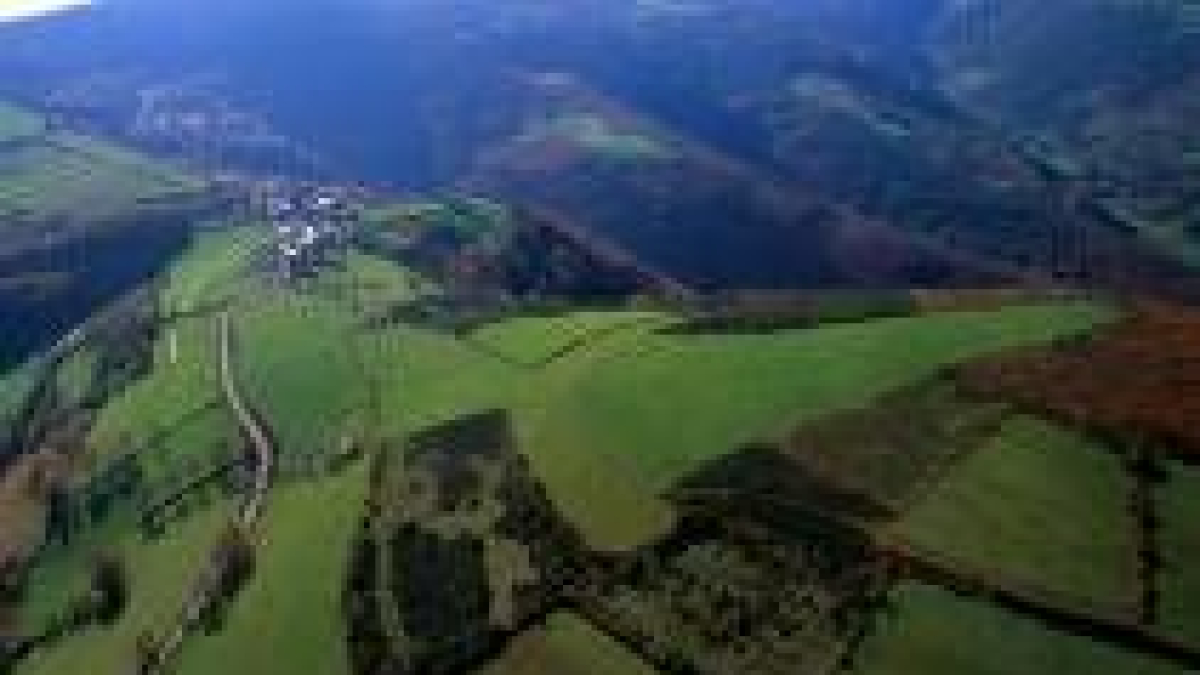 Vista aérea de los Ancares leoneses en el límite con la provincia de Lugo