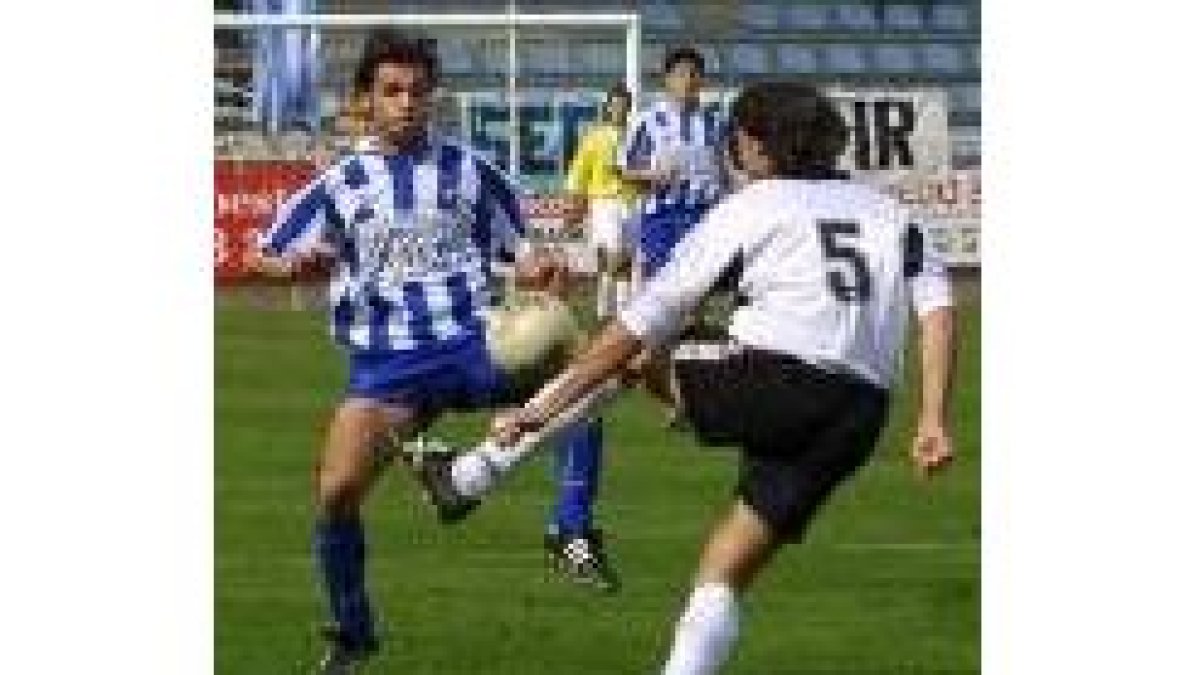 Panadero fue titular, pero topó con Luna, que le ganó casi siempre