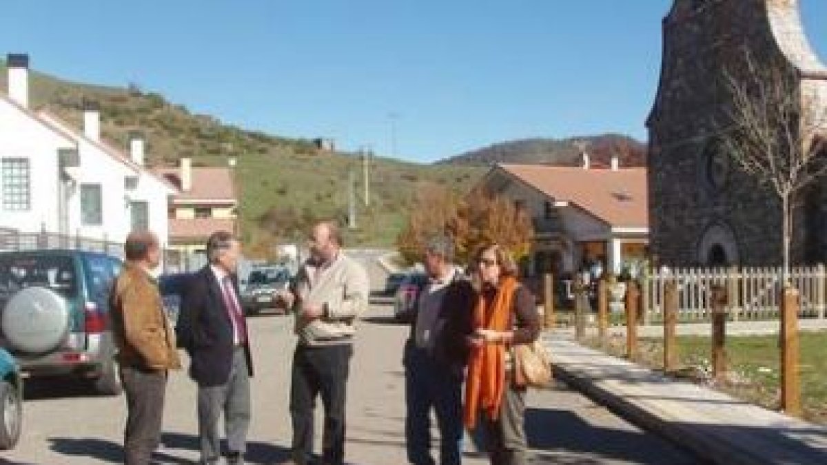 Francisco Álvarez y Porfirio Díez en su visita a Retuerto.