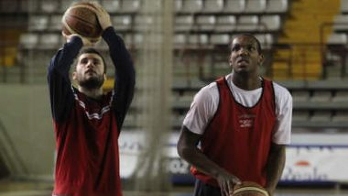 Calvo y Seawright, dos de los protagonistas del éxito de León.