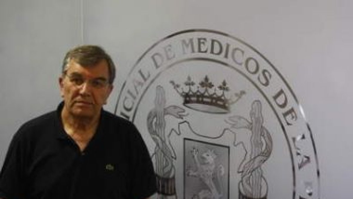 Abdallah Al Kassam, coordinador de Formación Continuada del Colegio de Médicos.