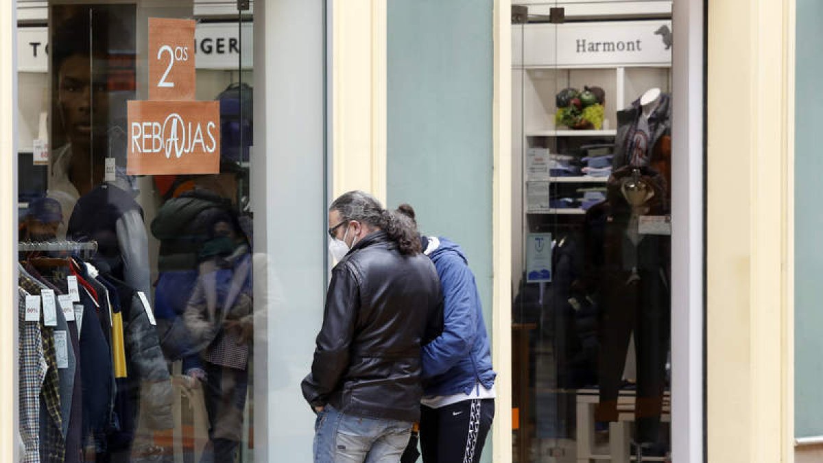Una de cada tres tiendas de ropa cierra tras caer la facturación un 50% en León