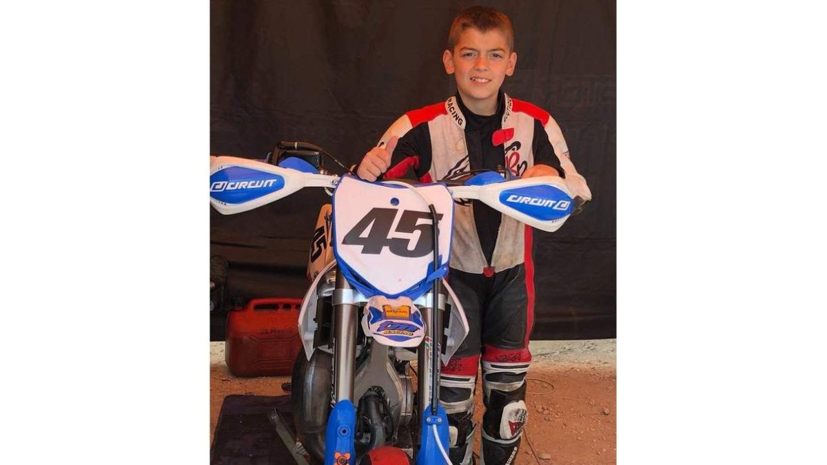 Sergio González con su TM 85cc con la que compitió en Albaida. DL