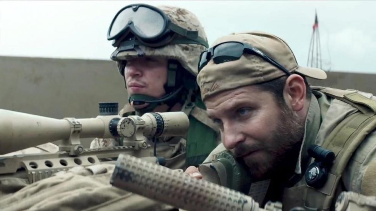 Bradley Cooper, en una escena de la película 'El francotirador'.