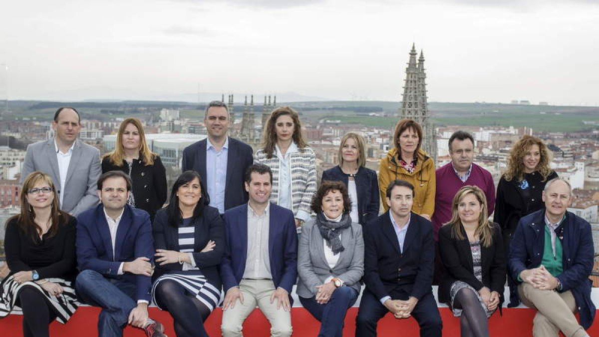 Tudanca y los candidatos, ayer, en Burgos.