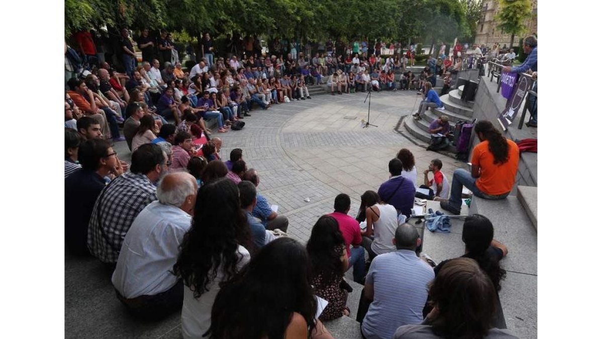 Un momento del acto convocado ayer por Podemos.