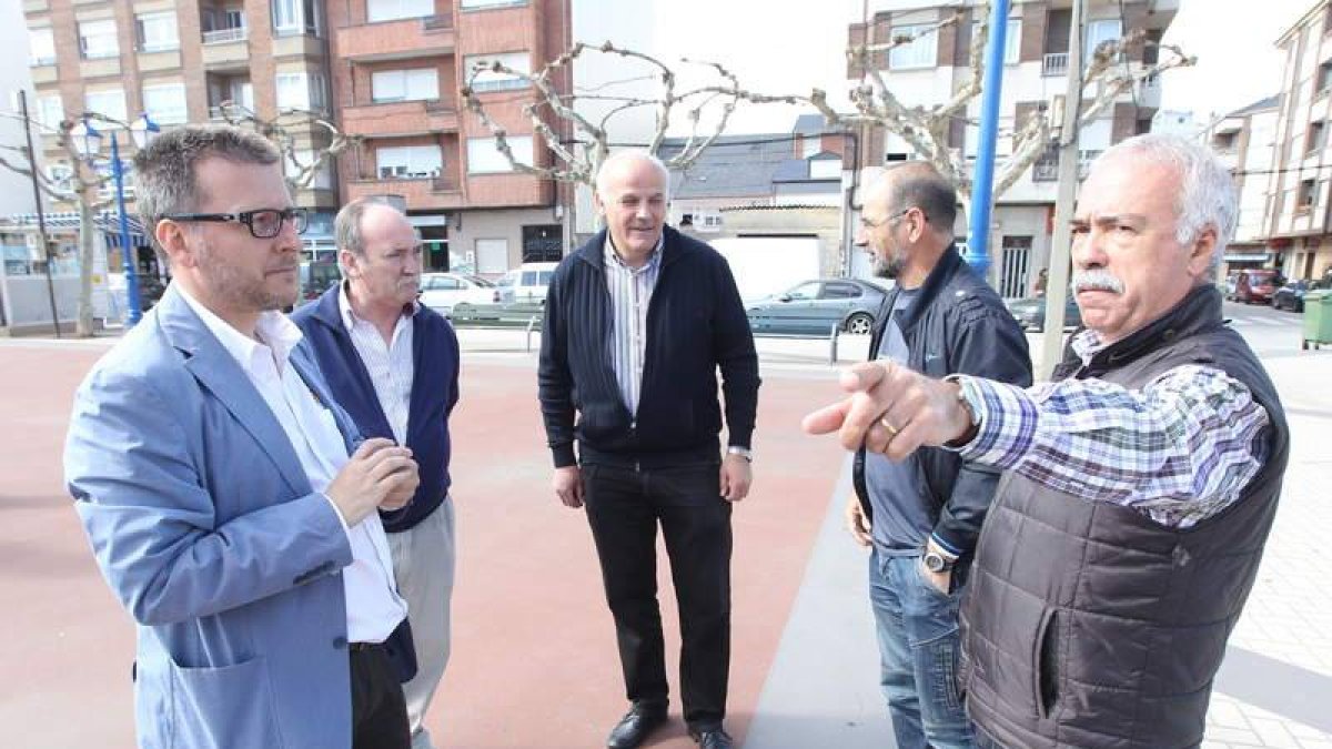 Merayo y Vázquez junto a los responsables federativos, Roberto Coca y Martínez.