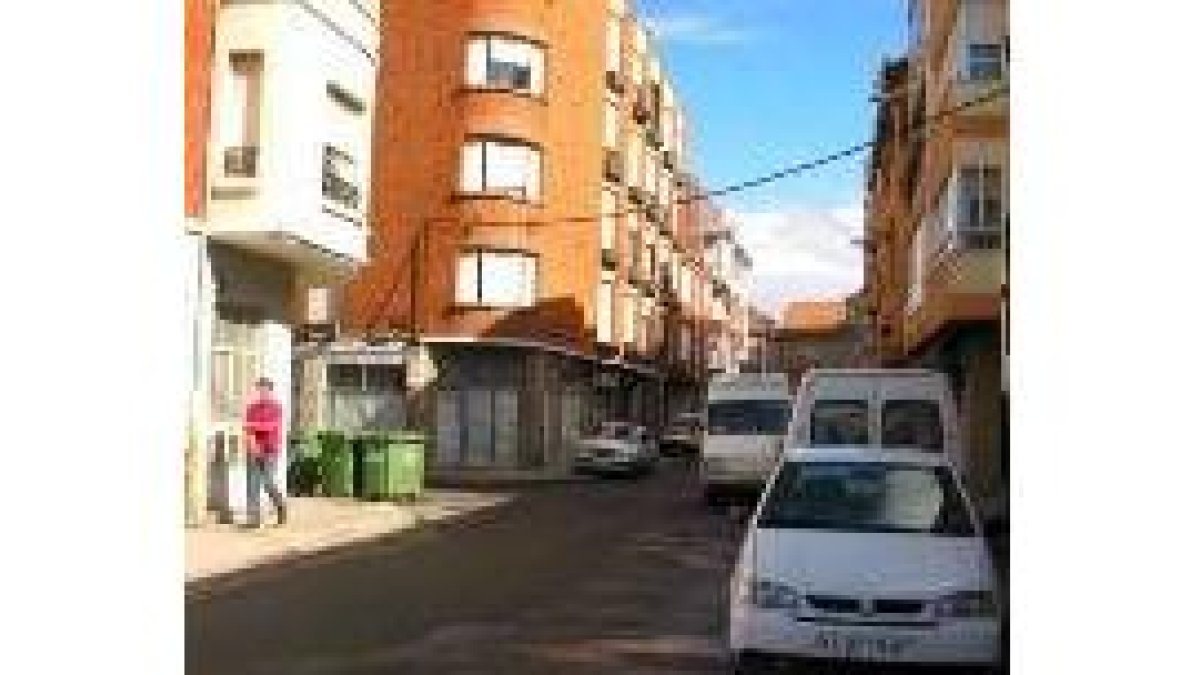 El nombre del ingenioso literato da importancia a esta calle de La Bañeza