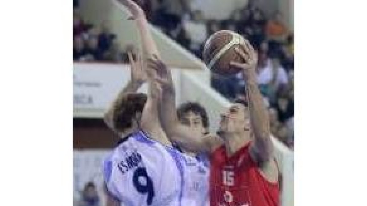 El capitán Martín Ferrer volverá en enero a su tierra, a Mallorca, para jugar la Copa del Príncipe