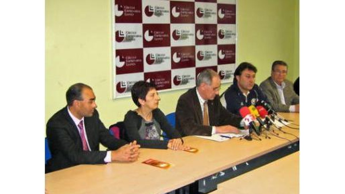 Representantes de las asociaciones y del Cel.