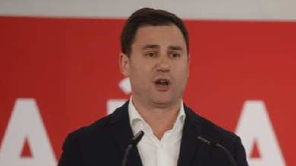 El secretario provincial del PSOE, Javier Alfonso Cendón, que encabeza las listas al Congreso. RAMIRO
