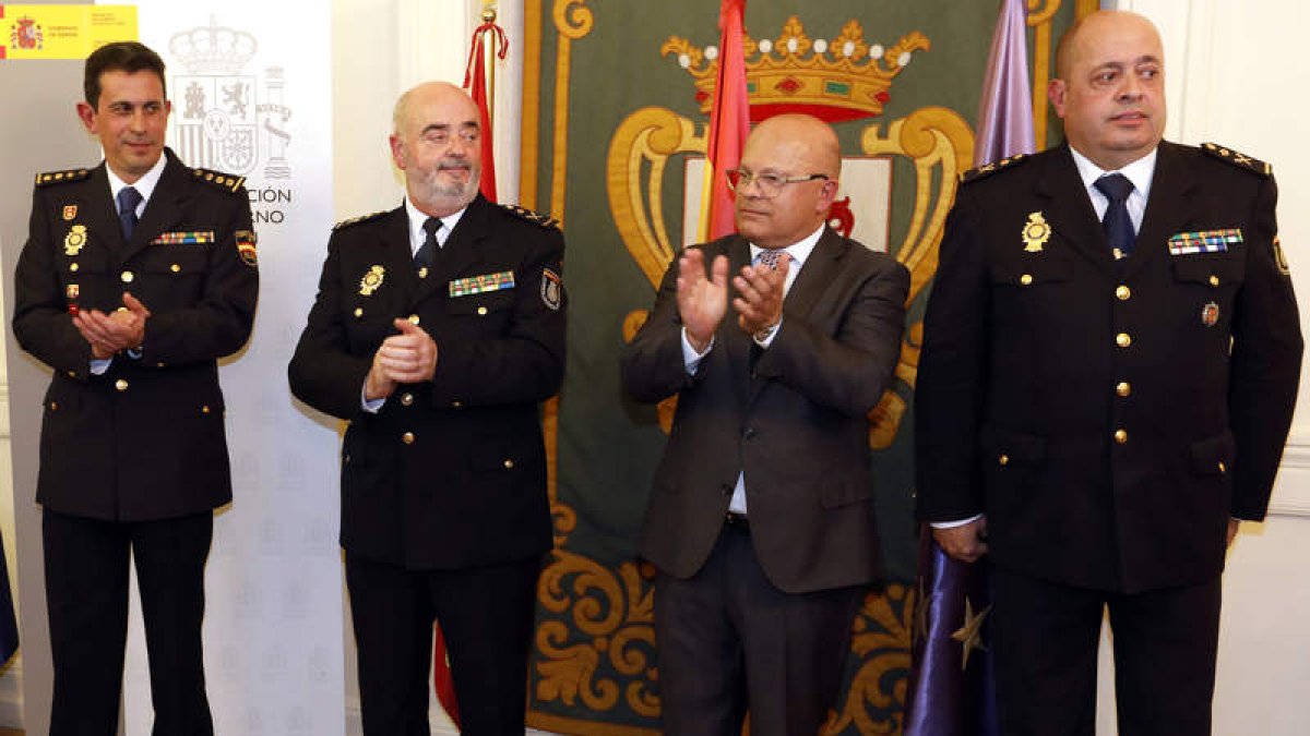 La toma de posesión tuvo lugar en la Subdelegación. MARCIANO PÉREZ