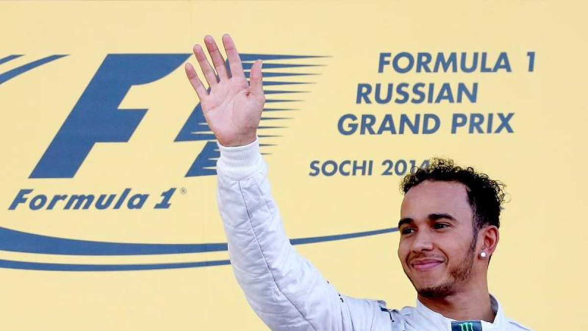 Lewis Hamilton se convierte en el primer piloto que logra la victoria en el Gran Premio de Rusia.