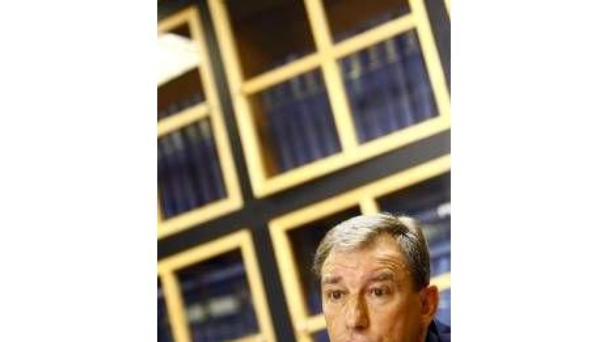 Juan José Mateos, durante el Café de Redacción en el Diario de León