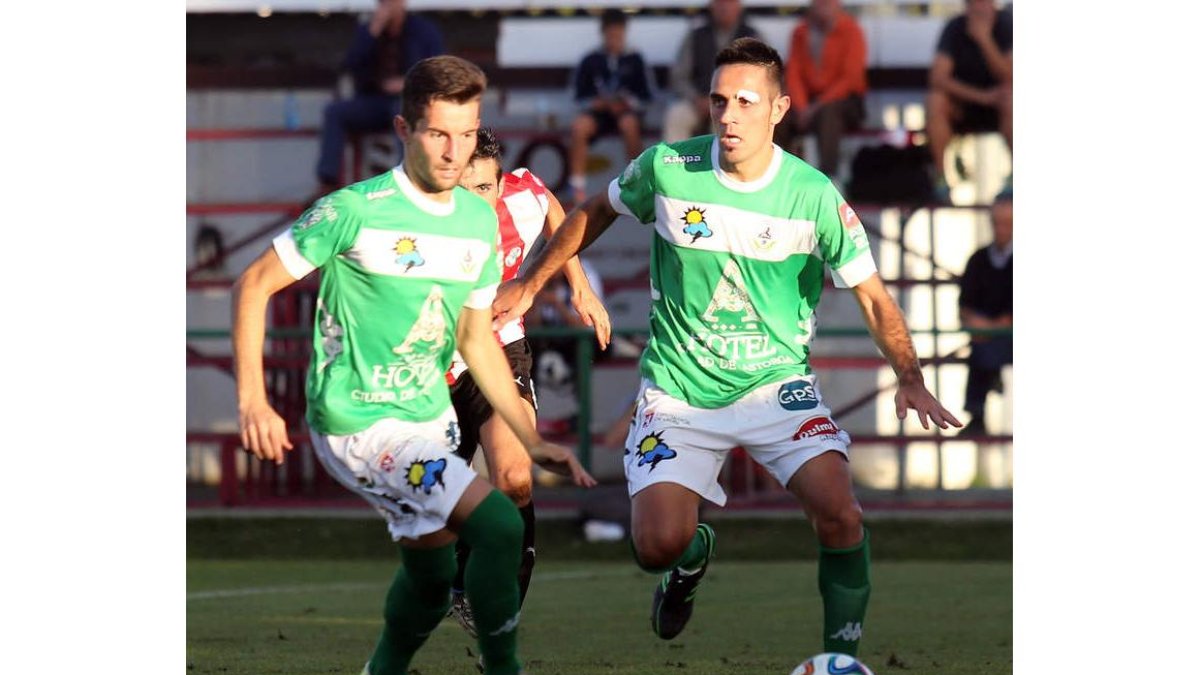 Ivi Vales (i) será una de las bazas ofensivas del Astorga.