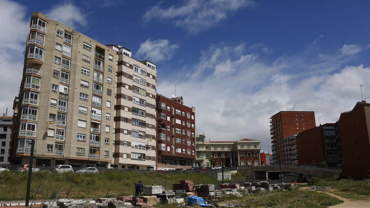 Entorno de la estación de Feve. FERNANDO OTERO