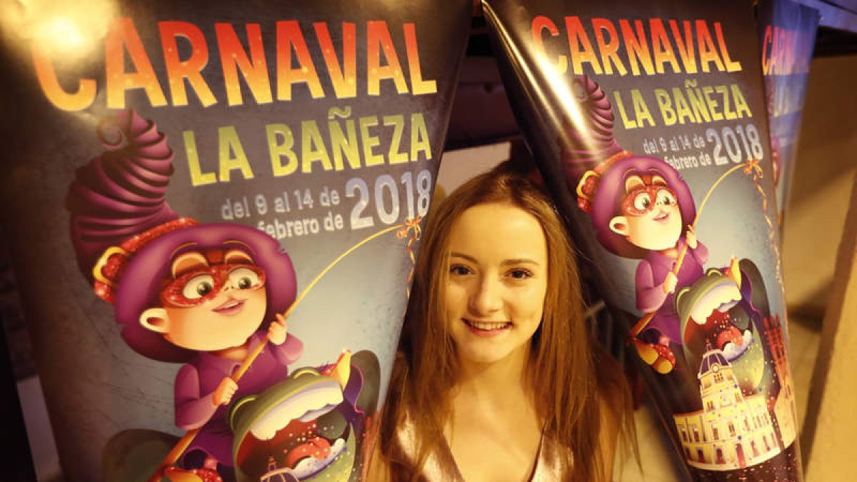 Marina Miguélez Vázquez, ayer en el Citba, para presentarse como la Musa 28 del Carnaval. JESÚS F. SALVADORES