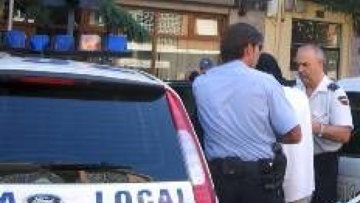 Imagen de archivo del momento de la detención de uno de los acusados