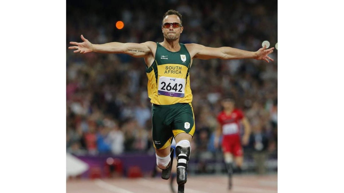 En apenas medio año Pistorius ha pasado de héroe a villano.