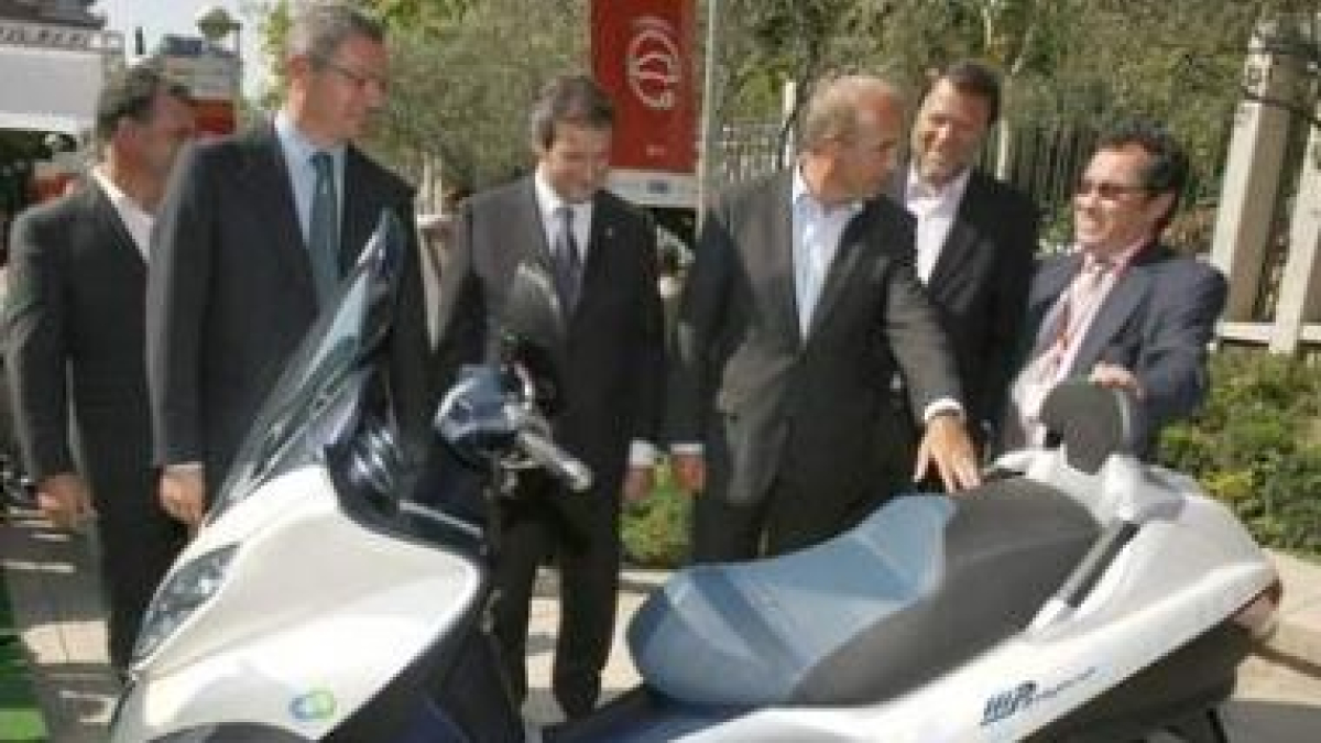 El ministro Sebastián presentó el plan Movele con los alcaldes de las grandes ciudades.