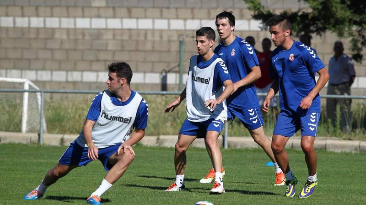 Víctor Andrés ya entrenó con el resto del equipo