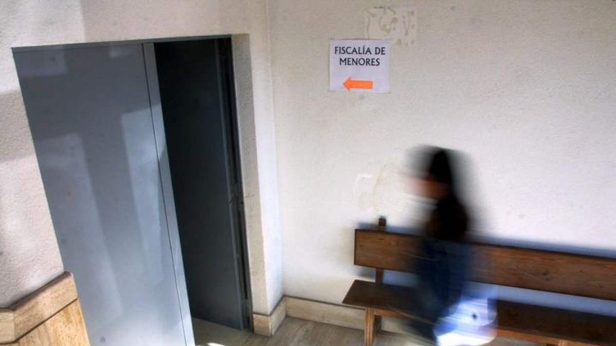 Imagen de la Fiscalía de menores de León. JESÚS F. SALVADORES