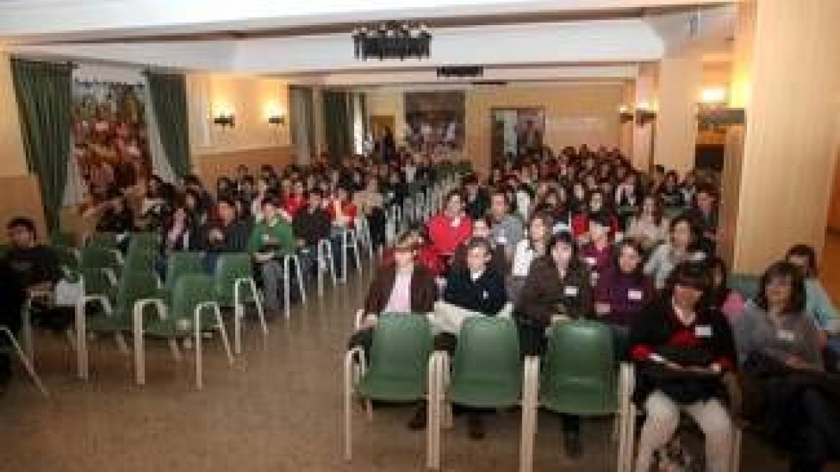 Los jóvenes celebraron una jornada de encuentro y formación para el desarrollo solidario