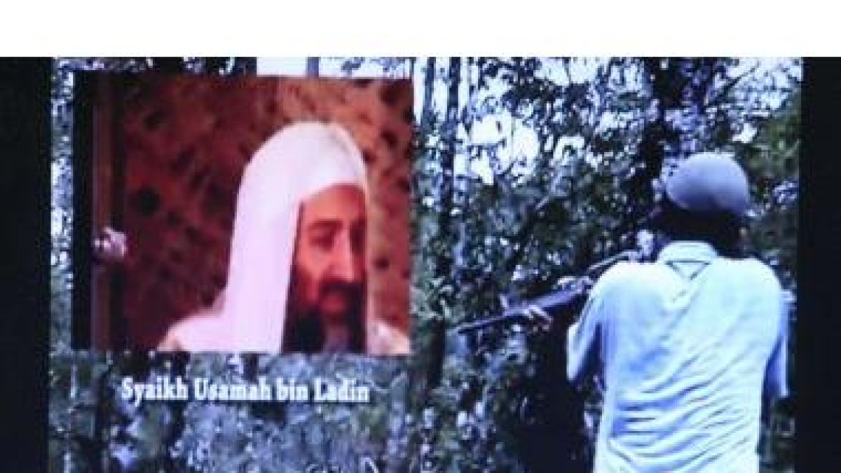Un vídeo realizado por los islamistas que entrenaban en un campamento clandestino en Indonesia.
