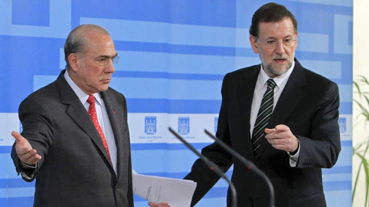El secretario general de la Ocde, Ángel Gurría, y Rajoy durante la rueda de prensa conjunta.