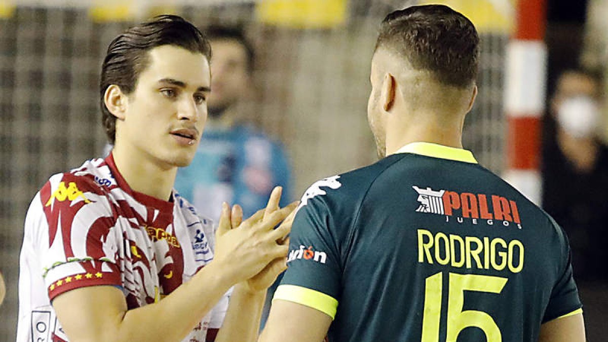 Gonzalo Pérez y su hermano Rodrigo volverán a verse las caras en la eliminatoria copera. MARCIANO PÉREZ
