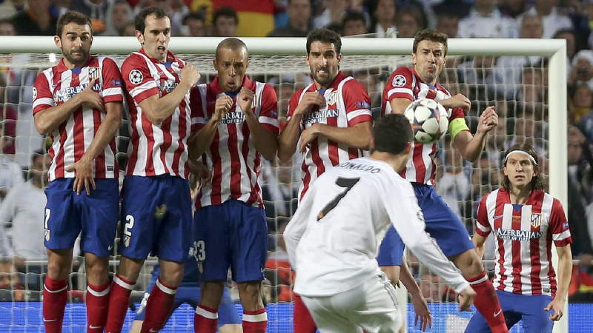 Cristiano Ronaldo lo intentó de falta directa pero tuvo que esperar casi al final para conseguir su gol.