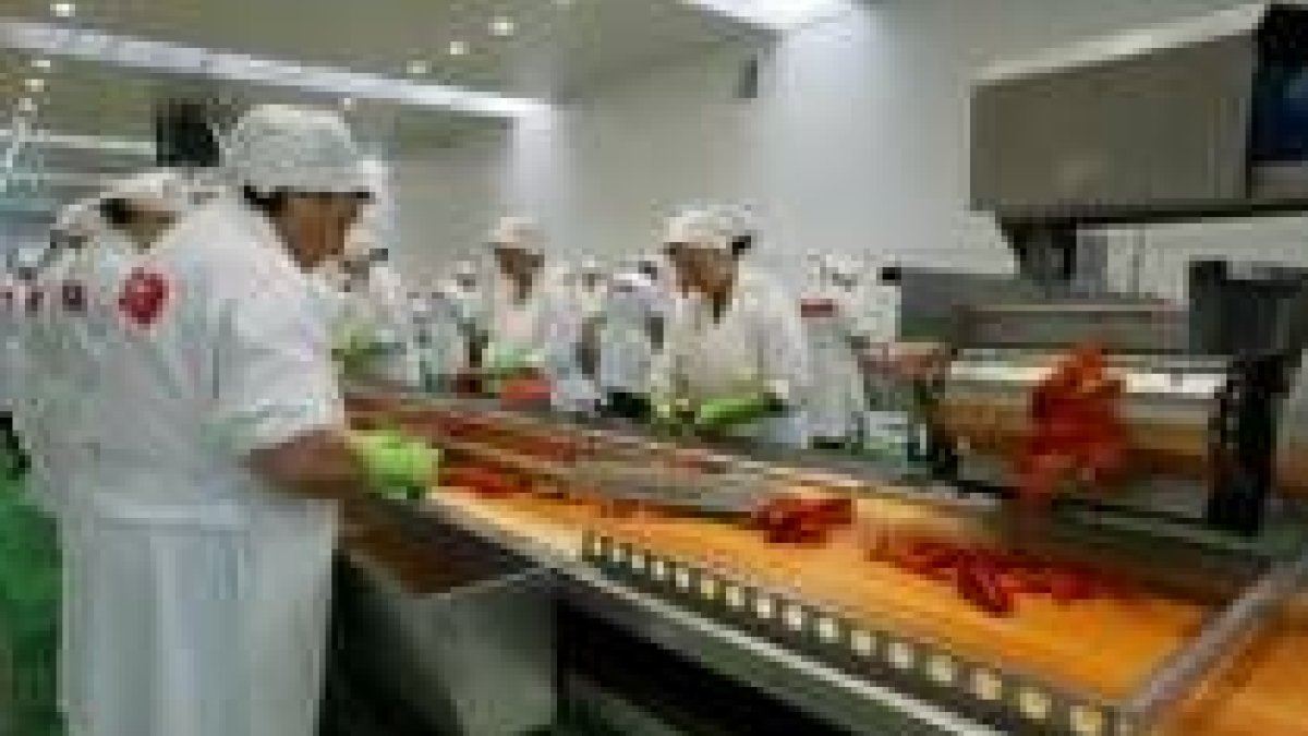 El año pasado, la marca de garantía controló 350.000 tarros de pimiento asado del Bierzo
