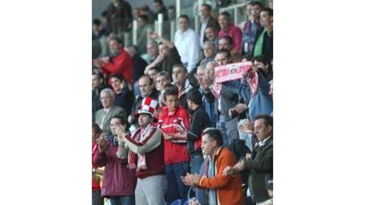 La hinchada culturalista vivió el partido con suma intensidad