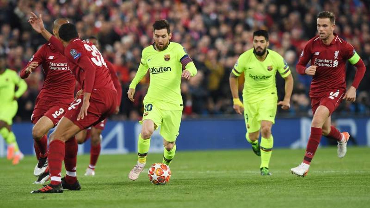 El Liverpool humilló en Anfield al Barcelona, que dejo escapar la ventaja de tres goles que consiguió en la ida. NEIL HALL