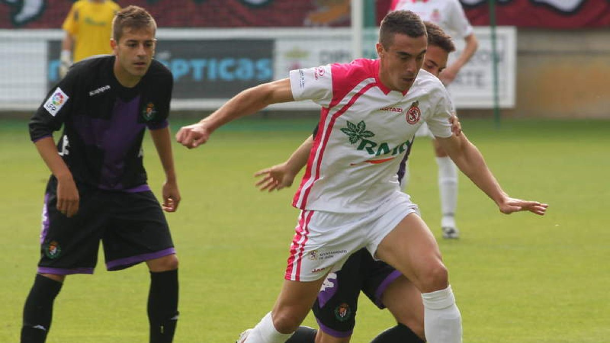 Mario Villar debe ser determinante en el juego de desequilibrio por las bandas de la Cultural.
