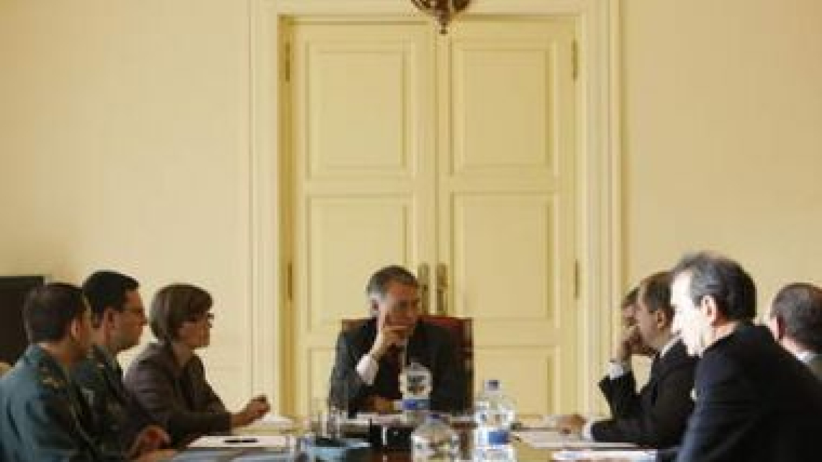 Francisco Álvarez presidió la reunión de la comisión de seguridad de tráfico.