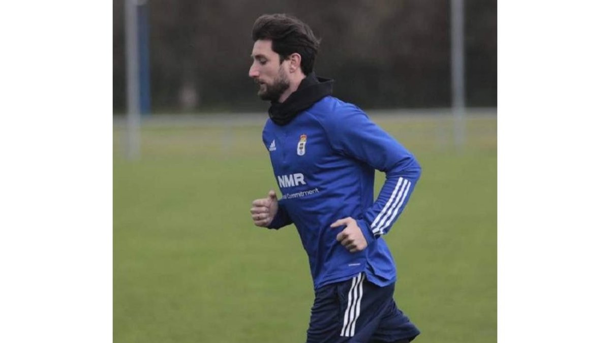 Borja Valle optó por el Real Oviedo en el mercado invernal. LNE