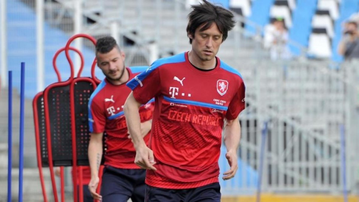 Rosicky, en un entrenamiento con la selección checa.