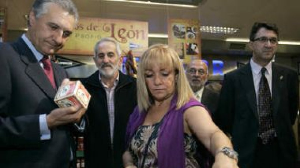 Ángel Moreno, Matías Llorente, Isabel Carrasco y Majo.