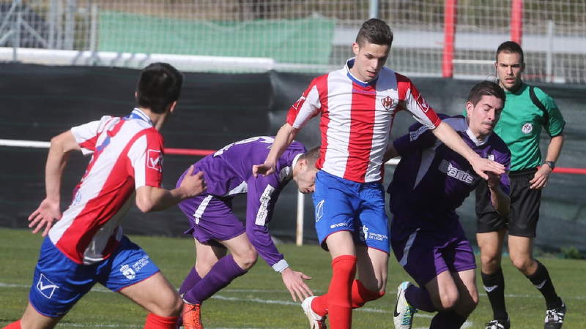 El equipo rojiblanco fue de más a menos y lo pagó con una derrota ante los palentinos.