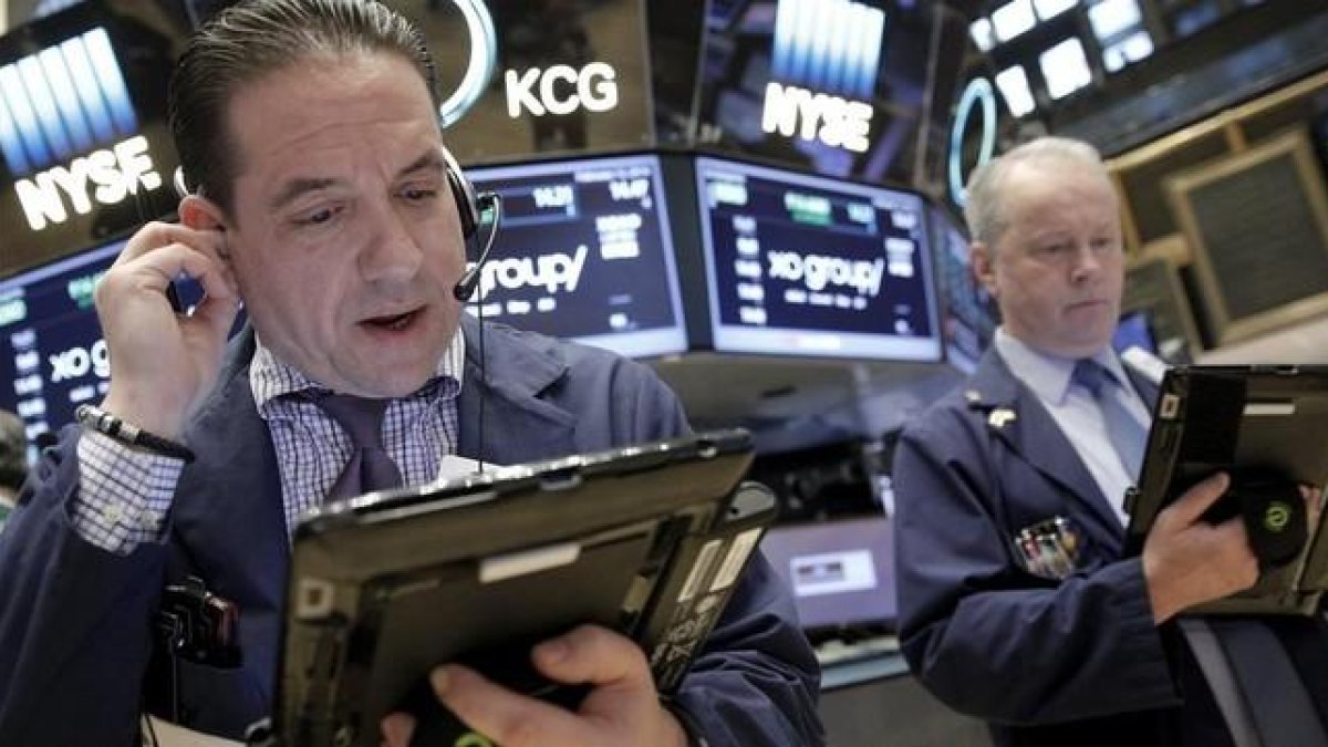 Operadores en la Bolsa de Nueva York.