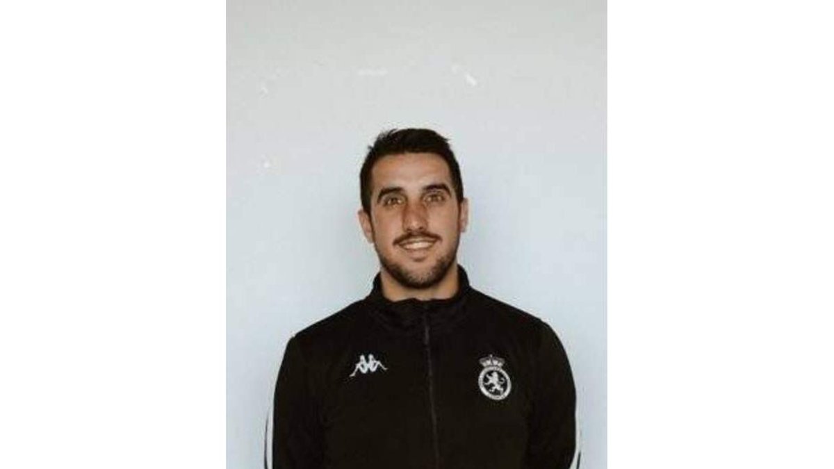 Adrián Cantabrana. DL