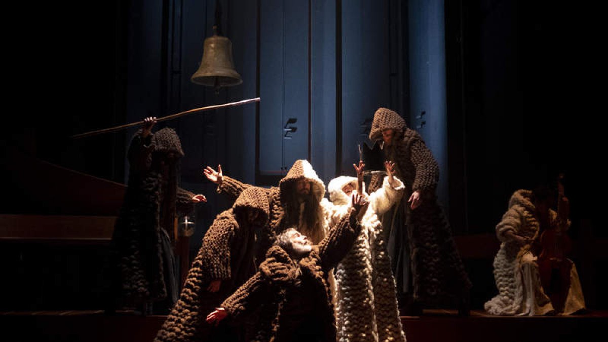 Un instante de la obra de teatro ‘Nise’. ÁLVARO SERRANO