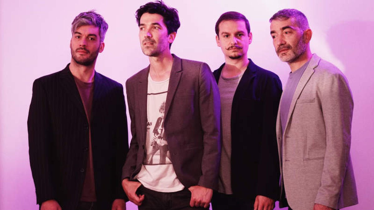 Álex Modia (batería), Juan Marigorta (voz y guitarra), Alberto de Gabriel (guitarra eléctrica) y Carlos Arede (bajo) son Zabriskie. A. TIRADOS