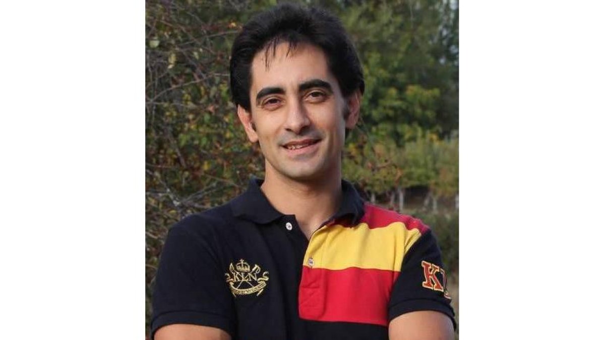 Jonathan Gil.