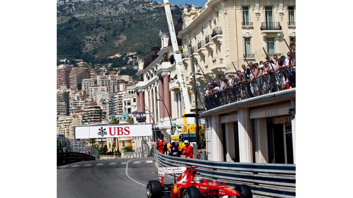 Es un intento de tener un nuevo circuito como Mónaco. VALDRIN XHEMAJ