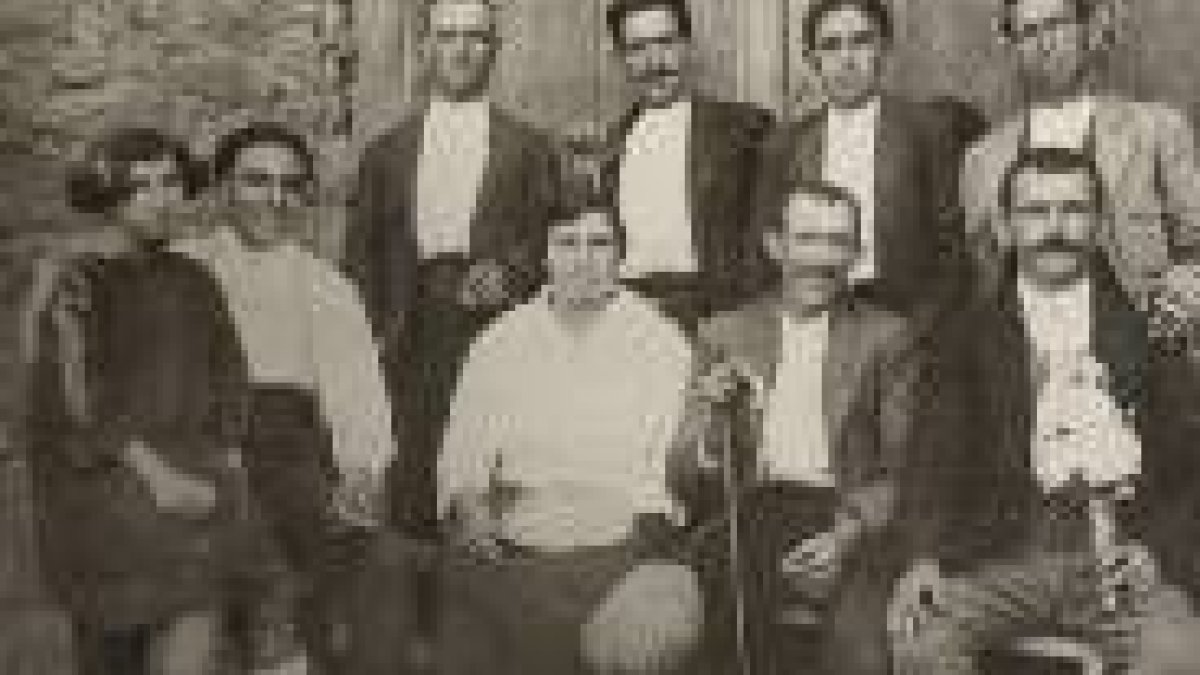 Una de las estampas del pueblo que se pueden encontrar en la muestra