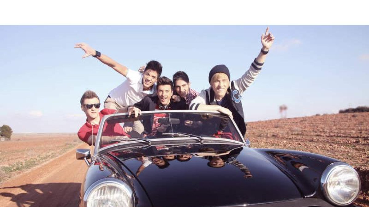 La discográfica de Auryn suele anunciar a este grupo alicantino como «la ‘boyband’ número uno en España».
